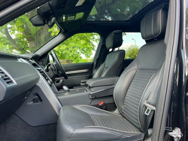 Land Rover Discovery 3.0 D300 Hse Commercial Grey #12