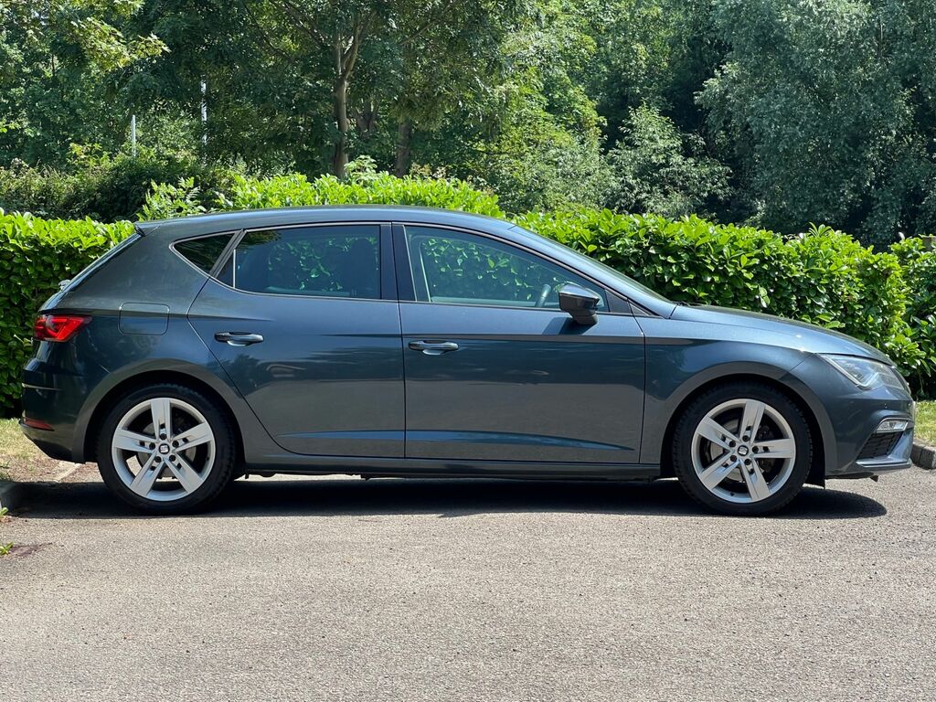 Seat Leon 2019 1.5 Tsi Evo Fr Hatchback Eu Grey #2
