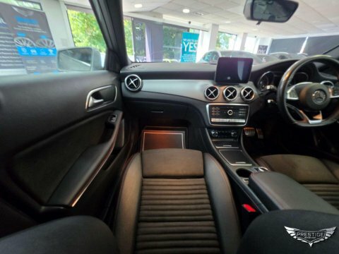 Mercedes-Benz GLA Class 1.6 Gla200 Amg Line Suv Euro 6 White #40