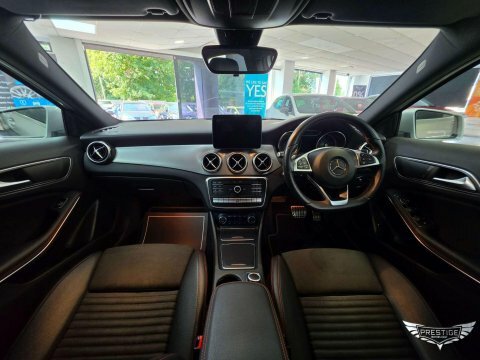 Mercedes-Benz GLA Class 1.6 Gla200 Amg Line Suv Euro 6 White #22