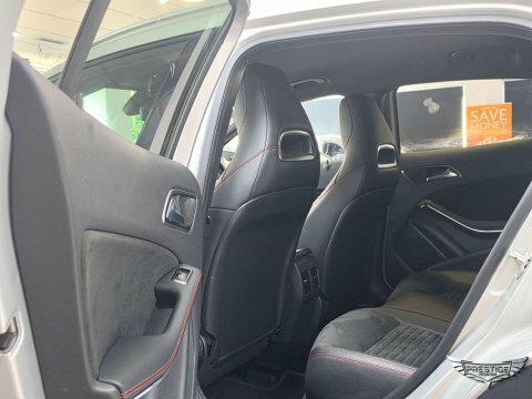 Mercedes-Benz GLA Class 1.6 Gla200 Amg Line Suv Euro 6 White #38