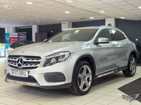 Mercedes-Benz GLA Class 1.6 Gla200 Amg Line Suv Euro 6 White #30