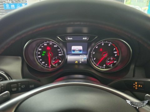 Mercedes-Benz GLA Class 1.6 Gla200 Amg Line Suv Euro 6 White #82