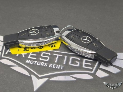 Mercedes-Benz GLA Class 1.6 Gla200 Amg Line Suv Euro 6 White #83