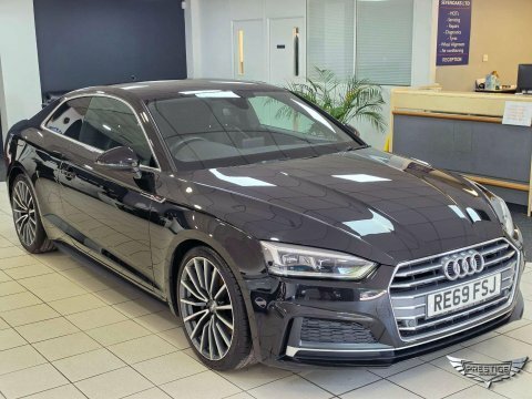 Audi A5 2.0 Tdi 40 Black #2