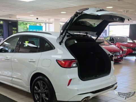 Ford Kuga 1.5 Ecoblue St-line Edition Red #40