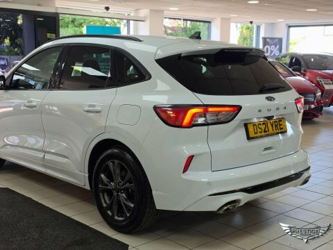 Ford Kuga 1.5 Ecoblue St-line Edition Red #38