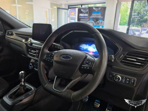 Ford Kuga 1.5 Ecoblue St-line Edition Red #66