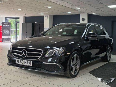 Mercedes-Benz E Class 2.0 E200 Se Black #3