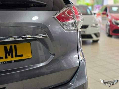 Nissan X-Trail Tekna Grey #18