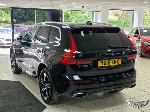 Volvo XC60 T5 Awd Momentum Blue #40