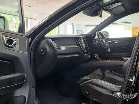 Volvo XC60 T5 Awd Momentum Blue #50