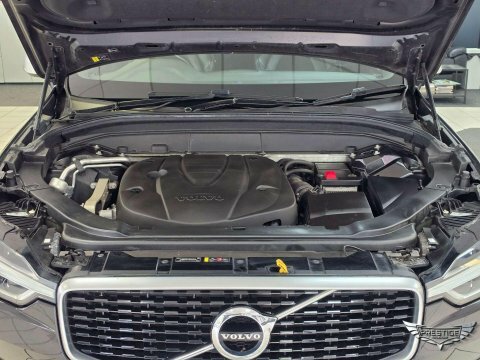 Volvo XC60 T5 Awd Momentum Blue #90