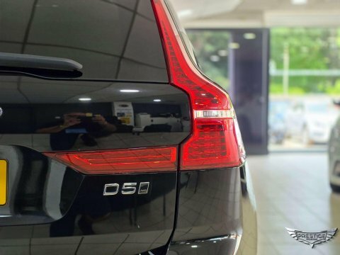 Volvo XC60 T5 Awd Momentum Blue #7