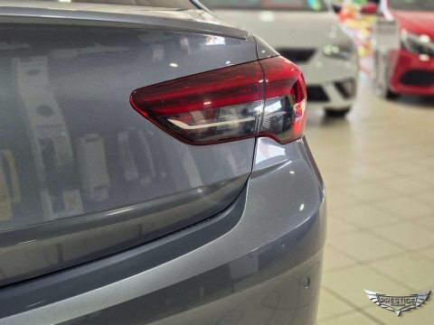 Vauxhall Insignia Insignia Sri Vx-line Nav Td Black #18