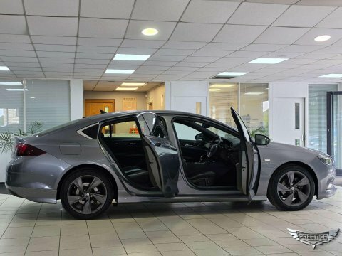 Vauxhall Insignia Insignia Sri Vx-line Nav Td Black #38
