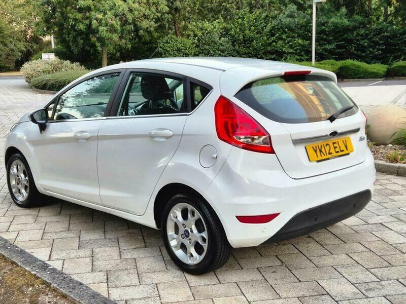 Ford Fiesta 1.25 Zetec Hatchback YK12ELV White #4