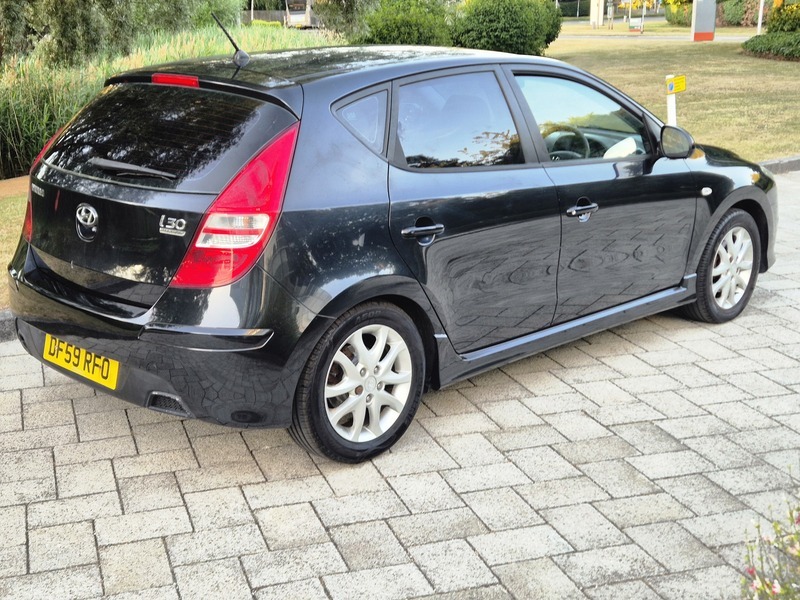 Hyundai I30 1.4 Edition Hatchback Black #3