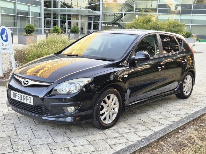 Hyundai I30 1.4 Edition Hatchback Black #2