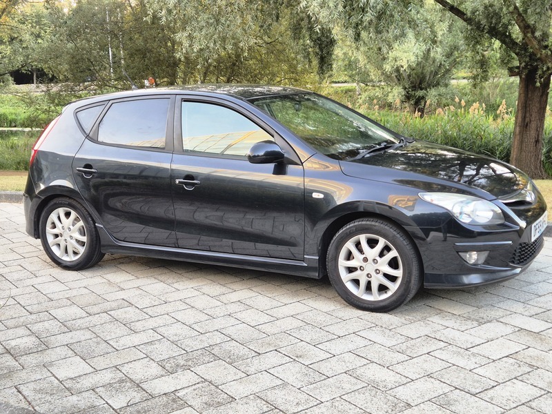 Hyundai I30 1.4 Edition Hatchback Black #6
