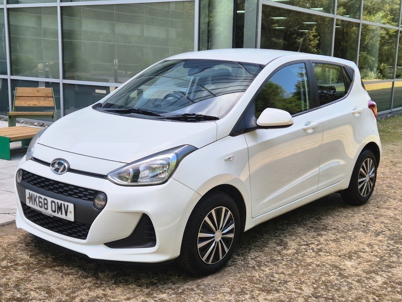 Hyundai I10 1.0 Se Hatchback White #2