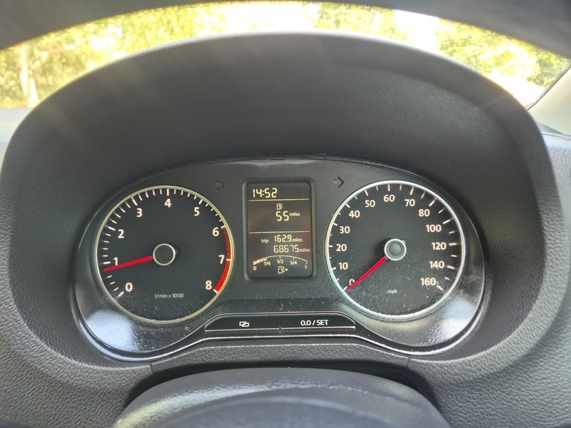 Volkswagen Polo 1.2L Match Tdi 74 Bhp Silver #17