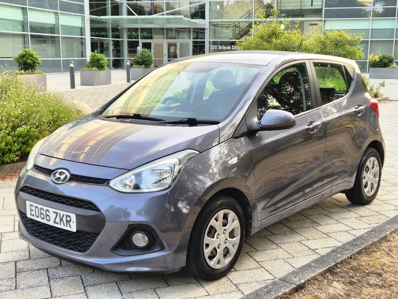 Hyundai I10 1.2 Se Hatchback Grey #2