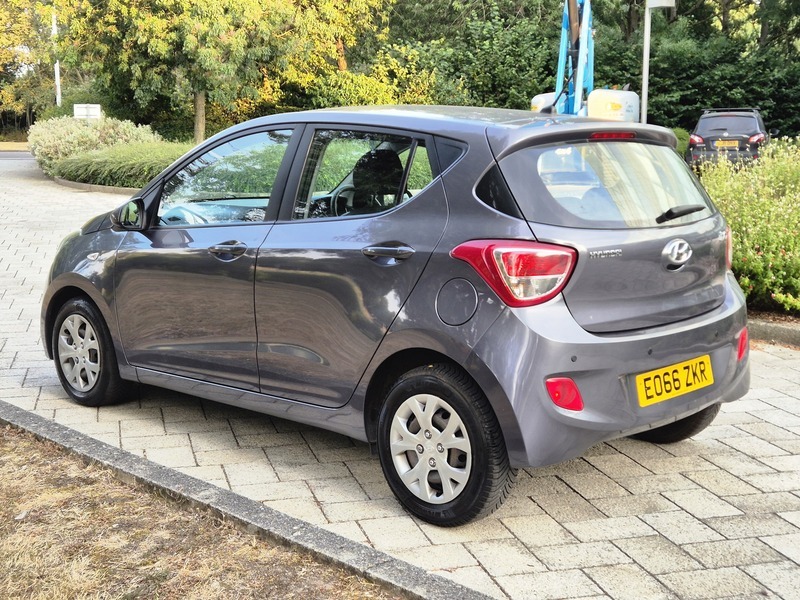 Hyundai I10 1.2 Se Hatchback Grey #4