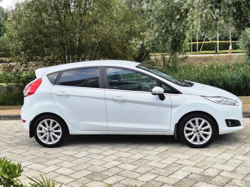 Ford Fiesta 1.0T Ecoboost Titanium Hatchback White #6