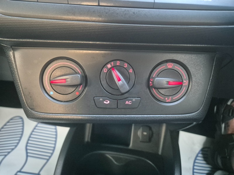 Seat Ibiza White #18