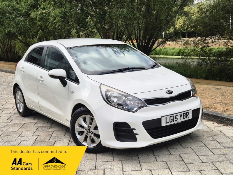 Kia RIO 1.25 Sr7 Hatchback White