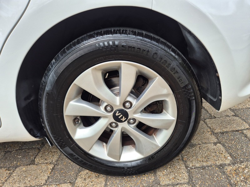 Kia RIO 1.25 Sr7 Red #24