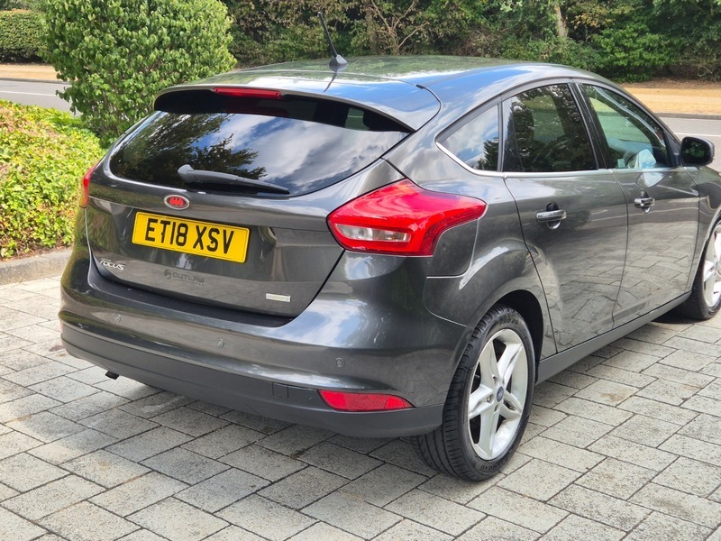 Ford Focus 1.0T Ecoboost Zetec Edition Grey #4
