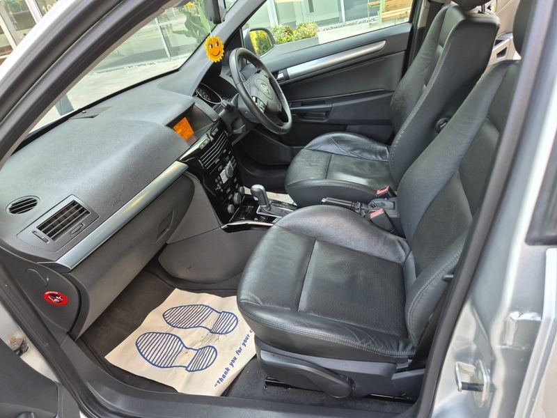 Vauxhall Astra Active Plus 5-Door Px To Clear Blue #11