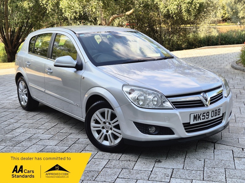 Vauxhall Astra 1.8I 16V Elite Hatchback Silver
