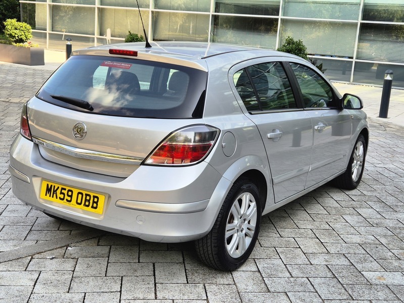 Vauxhall Astra 1.8I 16V Elite Hatchback Silver #4