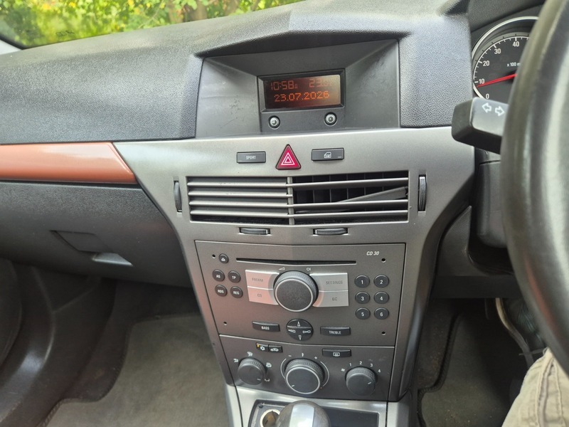 Vauxhall Astra 1.7 Sxi Cdti 80 Bhp Black #15