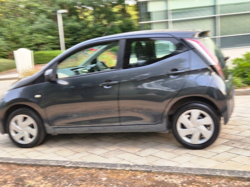 Toyota Aygo 1.0 Vvt-i X-play Hatchback Grey #5