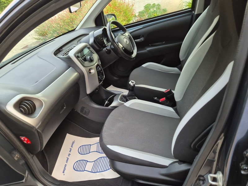 Toyota Aygo Hatchback Blue #14