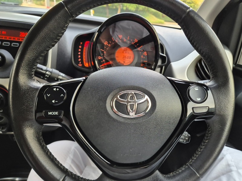 Toyota Aygo Hatchback Blue #18