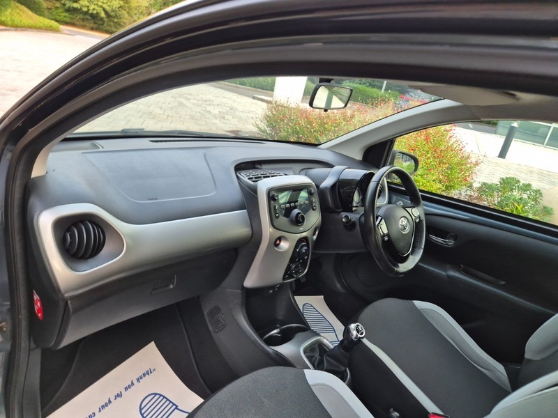 Toyota Aygo Hatchback Blue #17