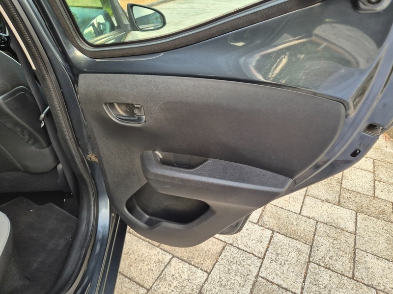 Toyota Aygo Hatchback Blue #25