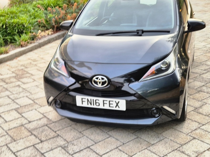 Toyota Aygo Hatchback Blue #9