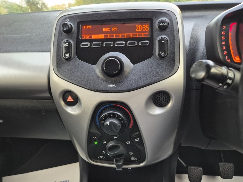 Toyota Aygo Hatchback Blue #19