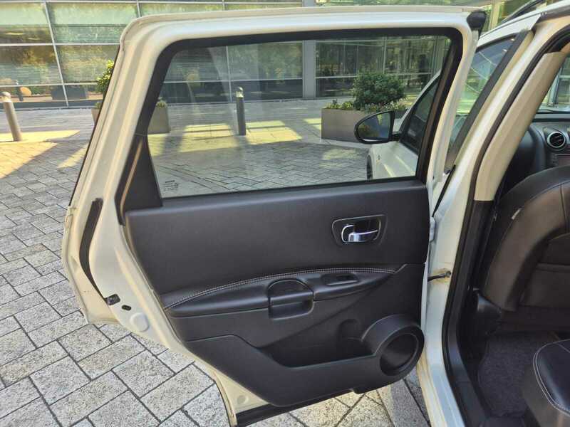 Nissan Qashqai+2 Dci Tekna Is Plus 2 Grey #24