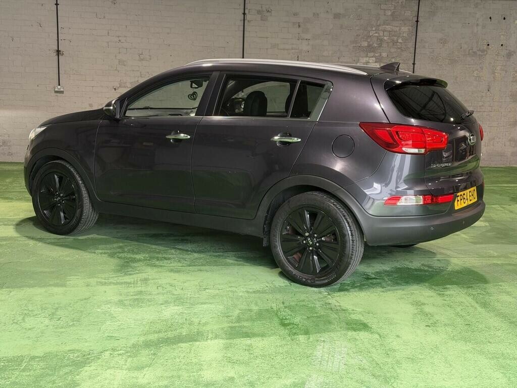 Kia Sportage  White #6