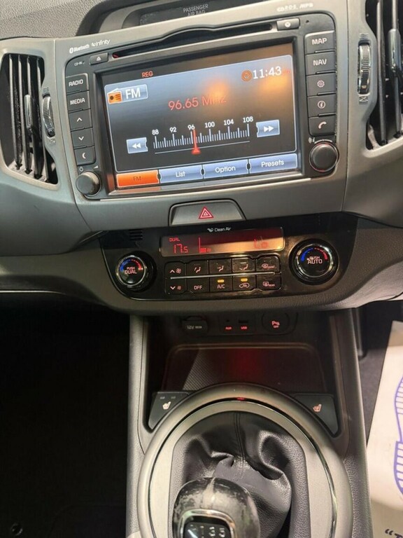 Kia Sportage  White #22
