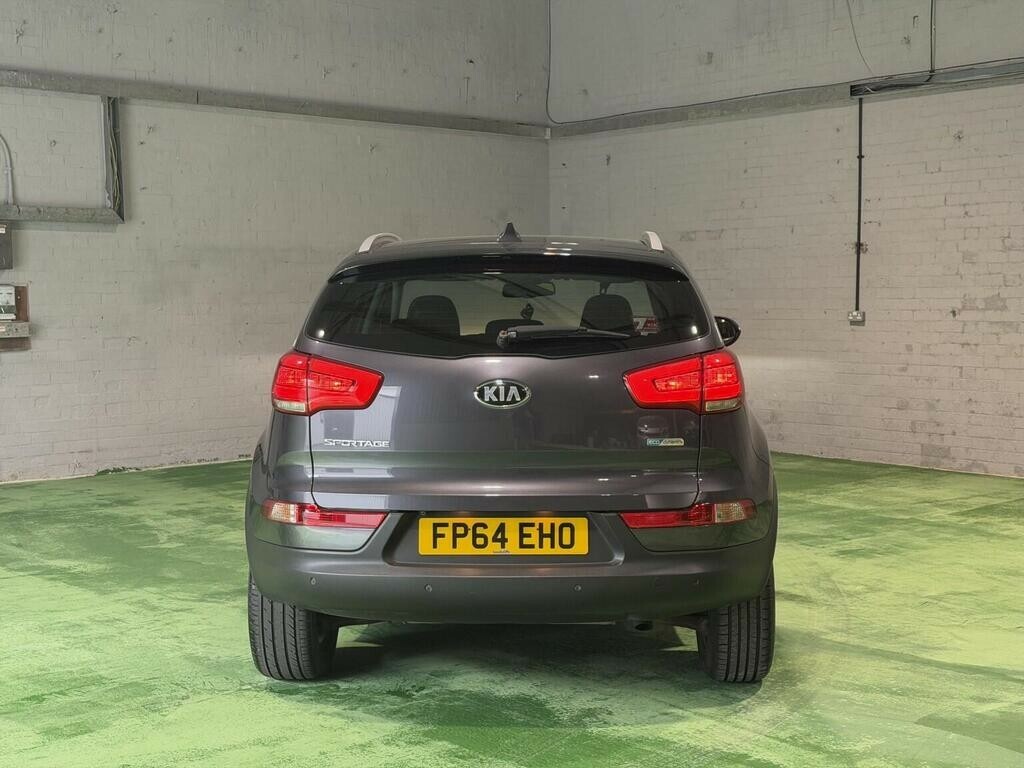 Kia Sportage  White #13