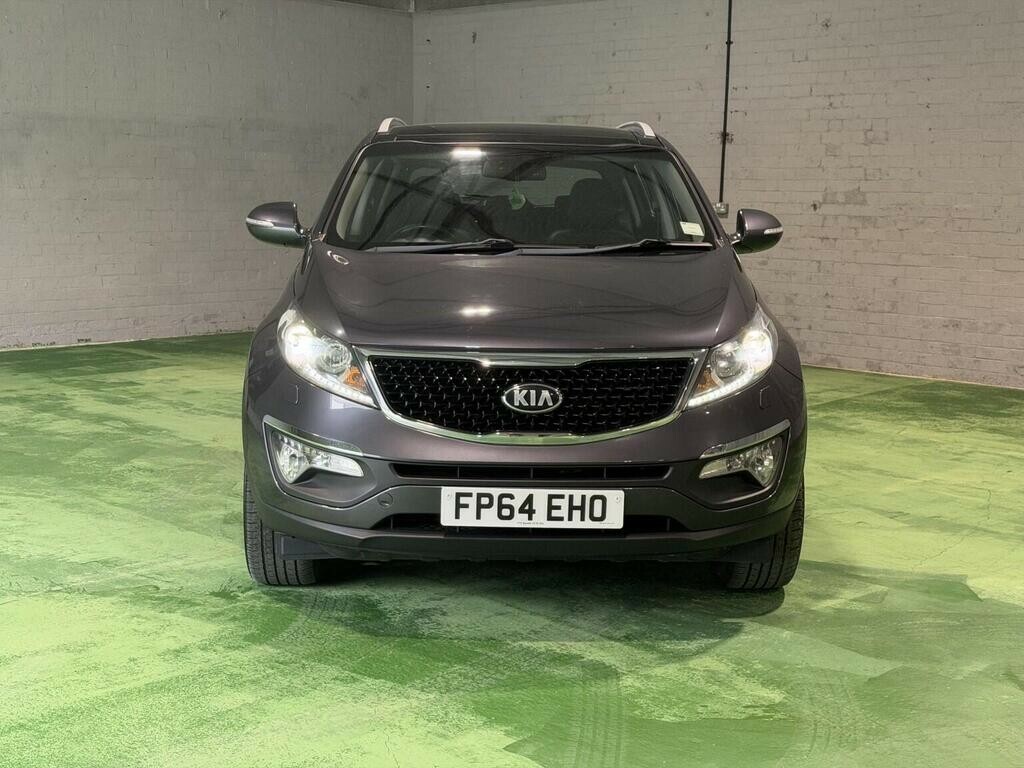 Kia Sportage  White #1
