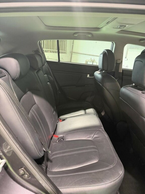 Kia Sportage  White #19